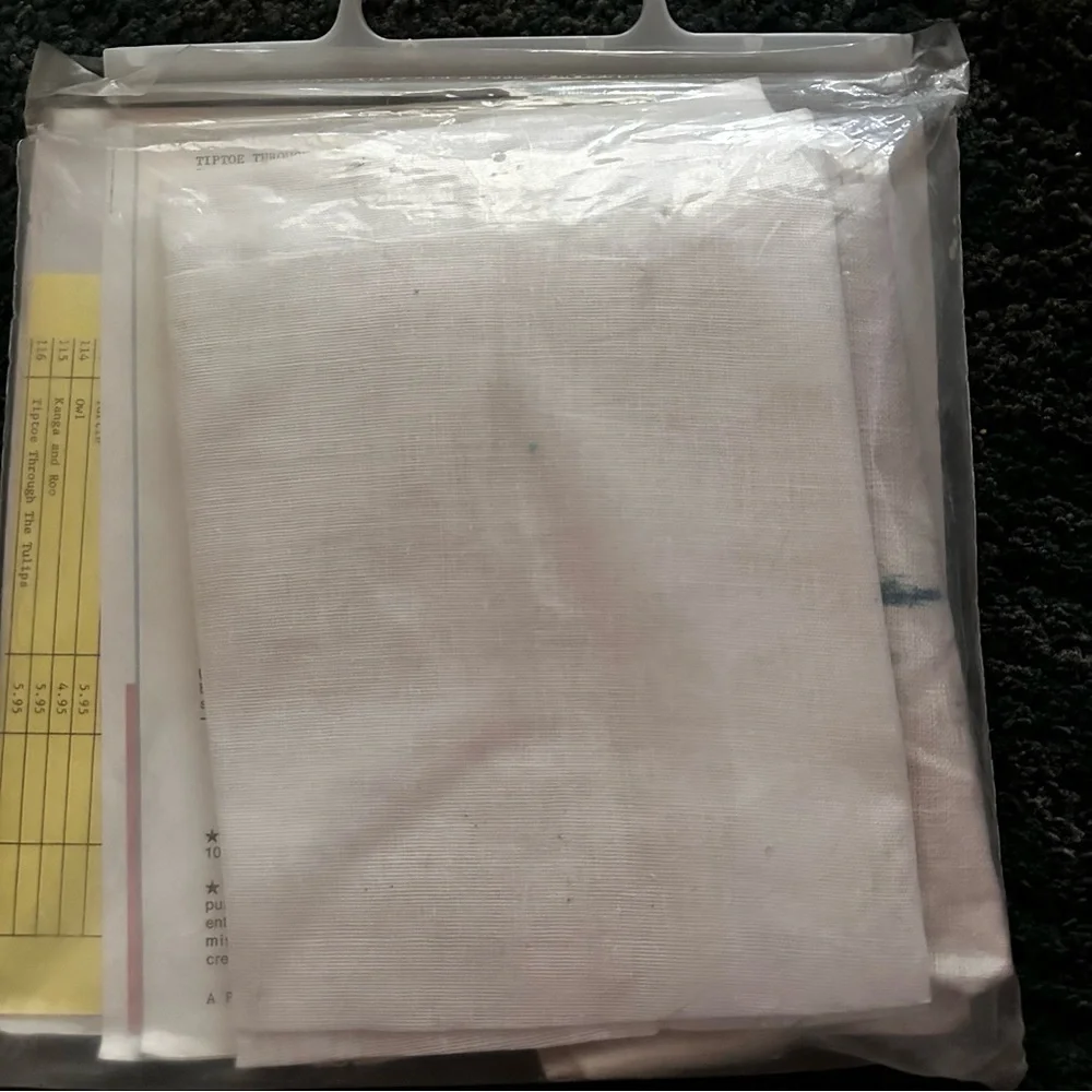 Marion Nichols Crewel Kit new #102